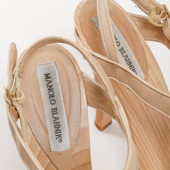Manolo Blahnik Beige T-Strap Wood Studded Accents Sandal Heels - Picture 10 of 10